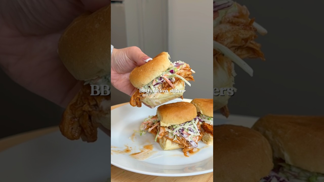 EASY Pulled BBQ Chicken Sliders