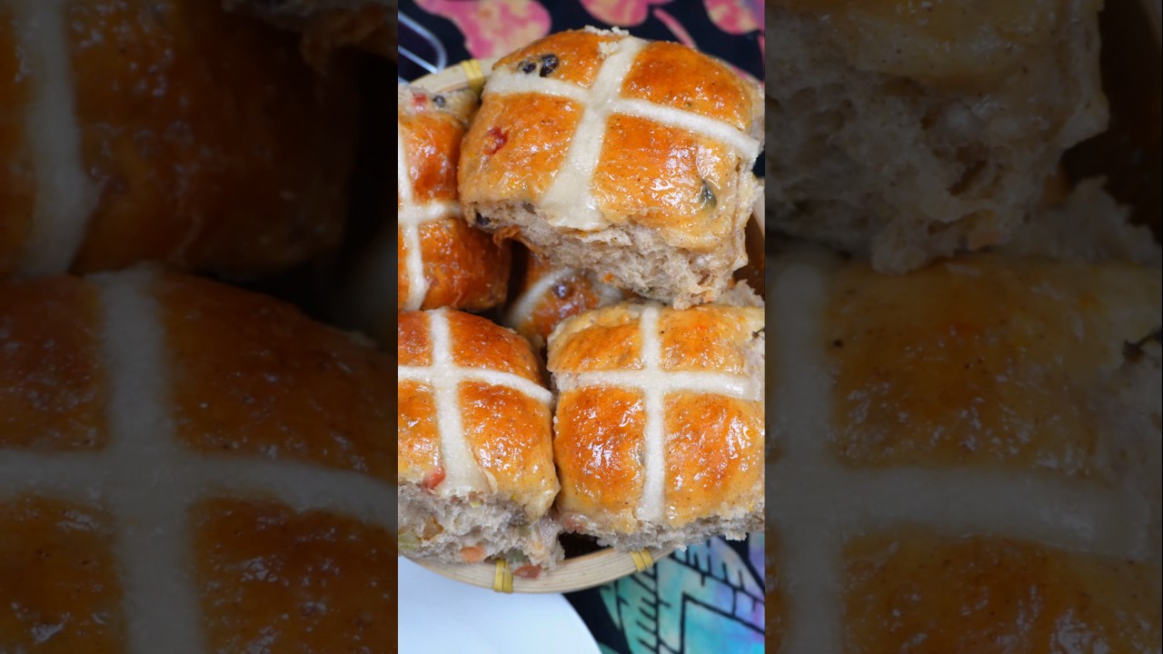 It's Hot Cross Buns time! ✝️ #Easter #HotCrossBuns